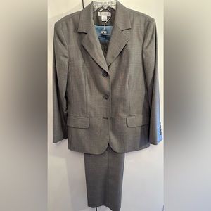 Beautiful Suit - Black, White and a light blue